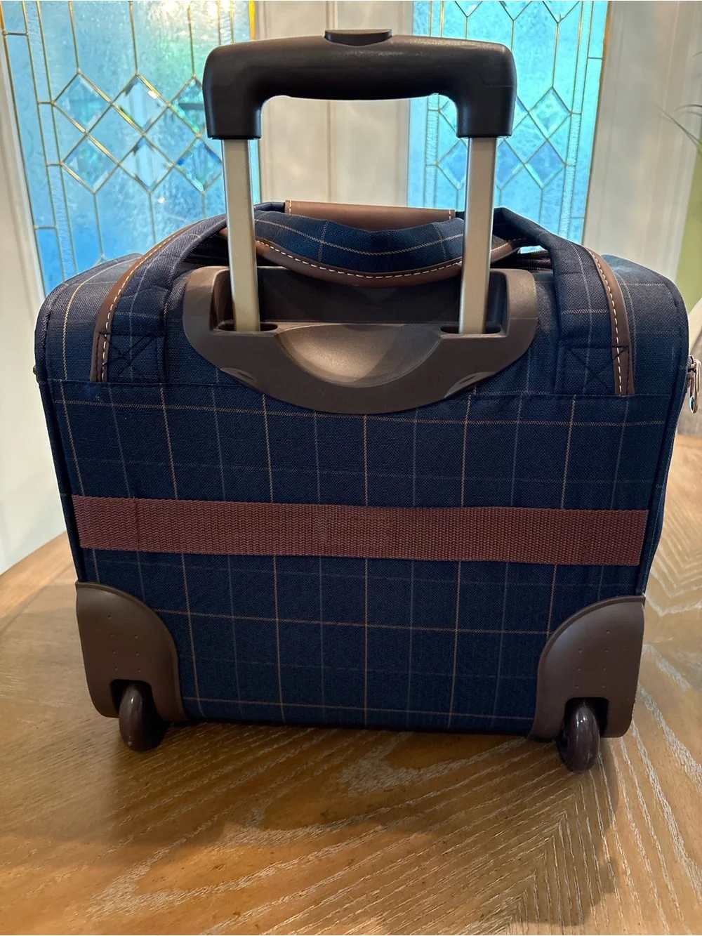 London Fog Navy Plaid Rolling Carry-On Brief